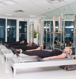 Equipment: Classic Reformer (Group Class) - Exercise: Footwork Series