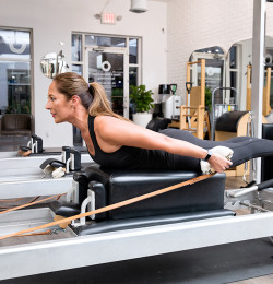 Equipment: Classic Reformer - Exercise: Pull Straps