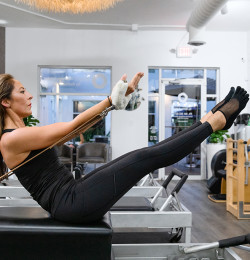 Equipment: Classic Reformer - Exercise: The Teaser